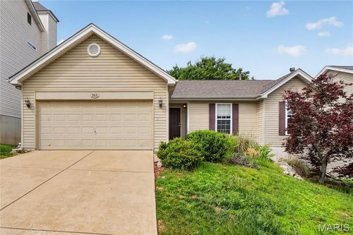 763 Shadow Pine Dr, Fenton, MO, 63026-8318 | Card Image