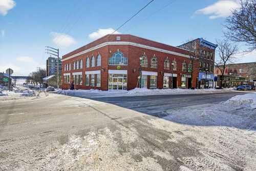 202-133 King St W, Brockville, ON, K6V6Z1 | Card Image