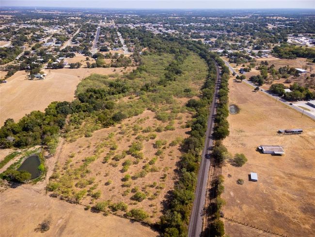 28 W Cuero St, Home with 0 bedrooms, 0 bathrooms and null parking in Giddings TX | Image 5
