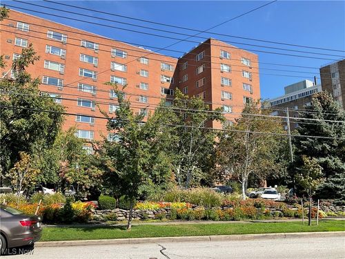 apt-915-11820 Edgewater Dr, Lakewood, OH, 44107-1797 | Card Image