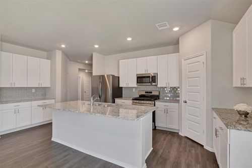 261 Gallant Front Ln, Magnolia, TX, 77354-7337 | Card Image
