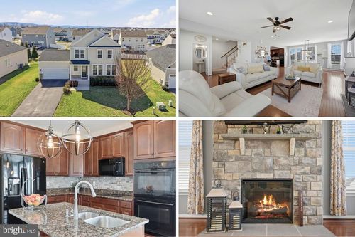 224 Courier Dr, CHARLES TOWN, WV, 25414-1395 | Card Image