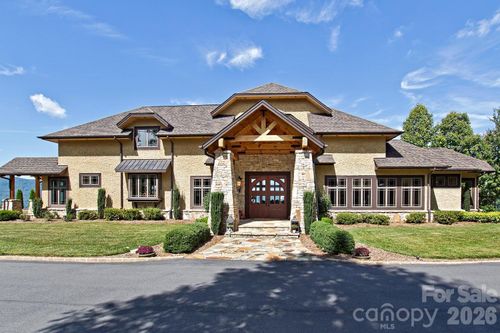 93 Lombard St, Waynesville, NC, 28786-5978 | Card Image