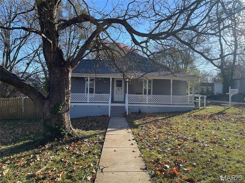 700 N Hickory St, Salem, MO, 65560-1149 | Card Image