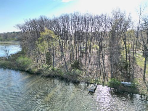 59136 Dove Ln, Three Rivers, MI, 49093-8366 | Card Image