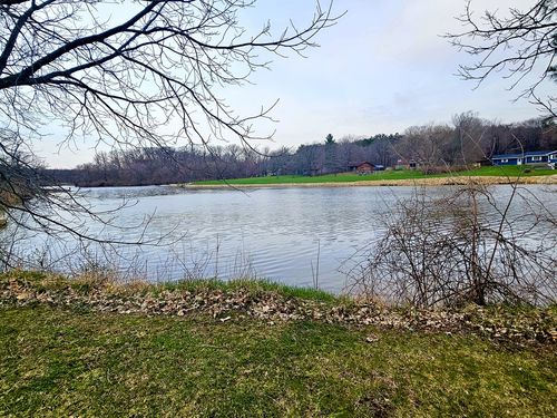 701 Woodland Dr, Dixon, IL, 61021-8931 | Card Image