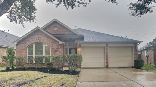 4542 Long Creek Dr, Fresno, TX, 77545-6064 | Card Image