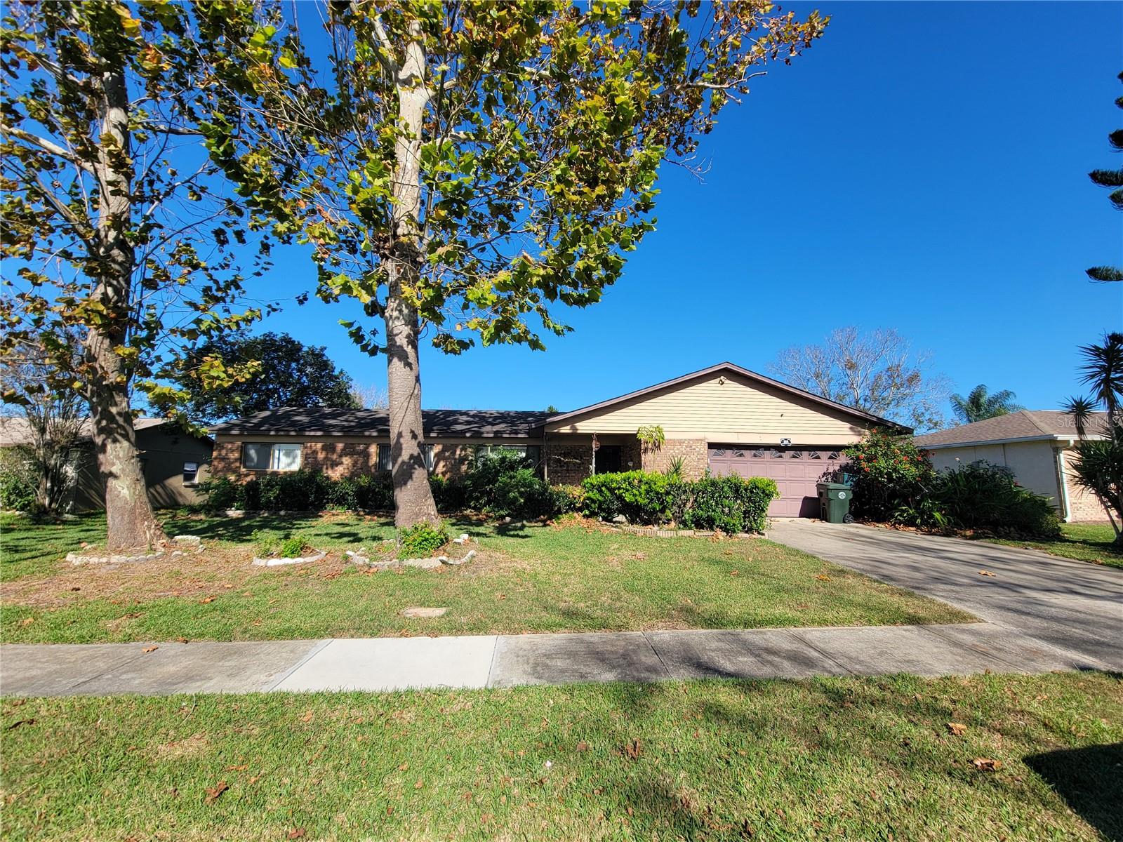 155 Westwood Drive, For Sale in Daytona Beach Zoocasa