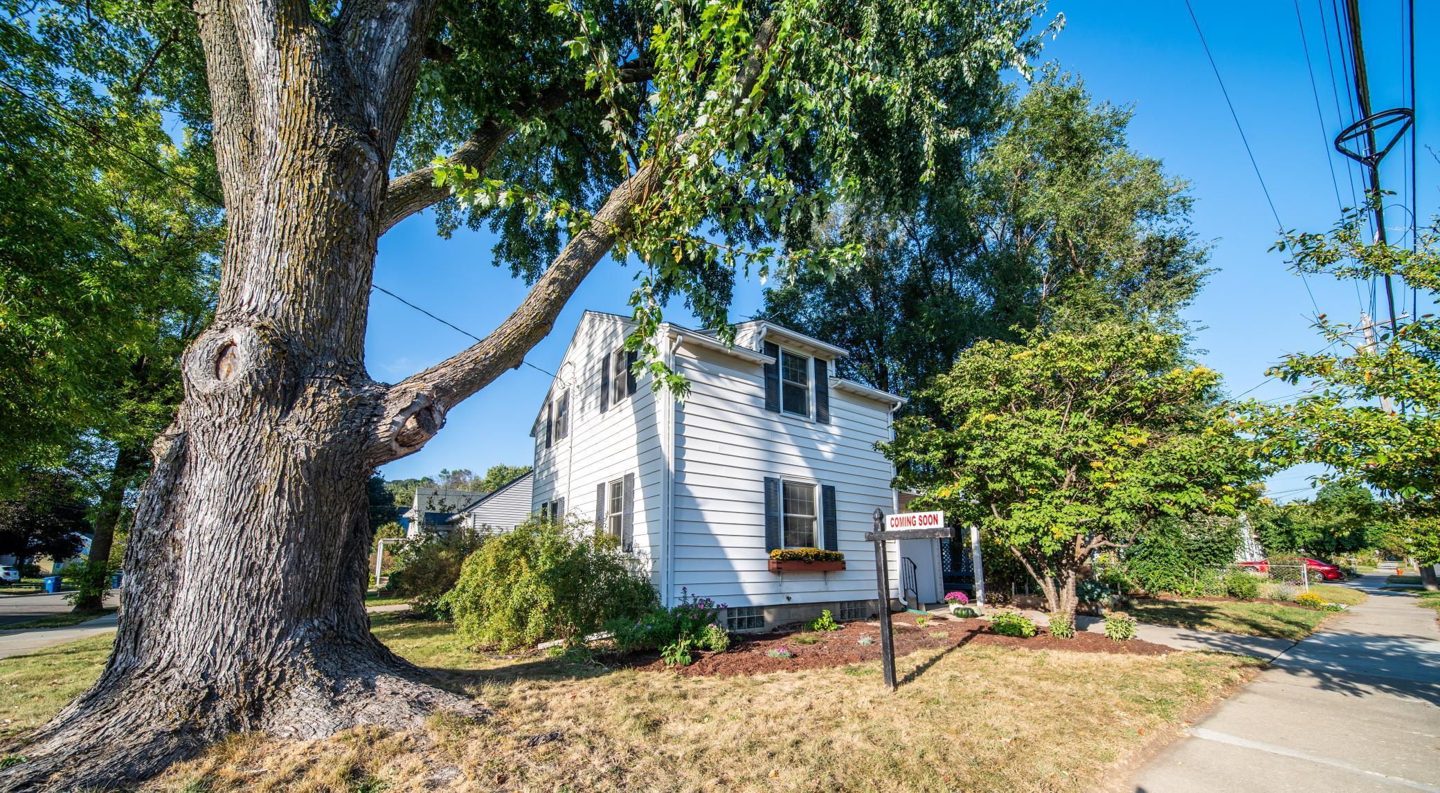 9th St, Rochester, MN 55906