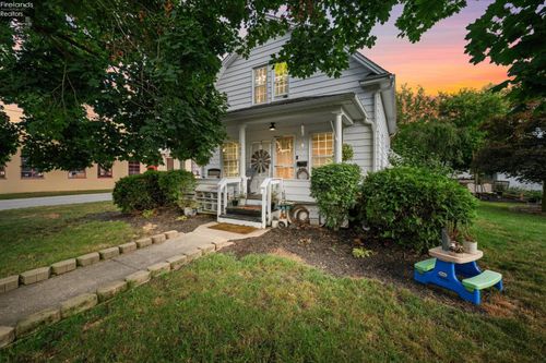 103 W 8th St, Genoa, OH, 43430-1541 | Card Image