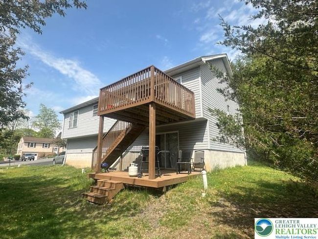 838 Cayuga Way, House other with 4 bedrooms, 3 bathrooms and null parking in Stroudsburg PA | Image 20
