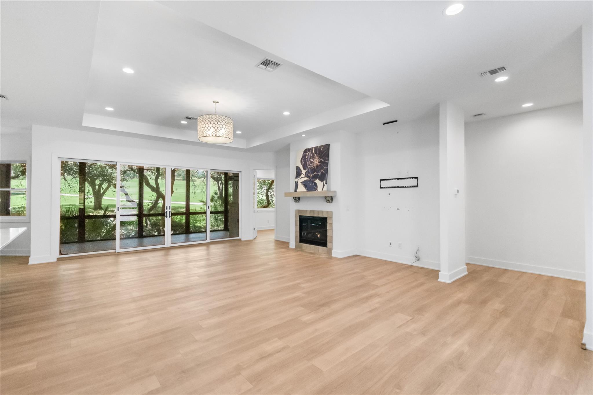 Residential in Horseshoe Bay 4