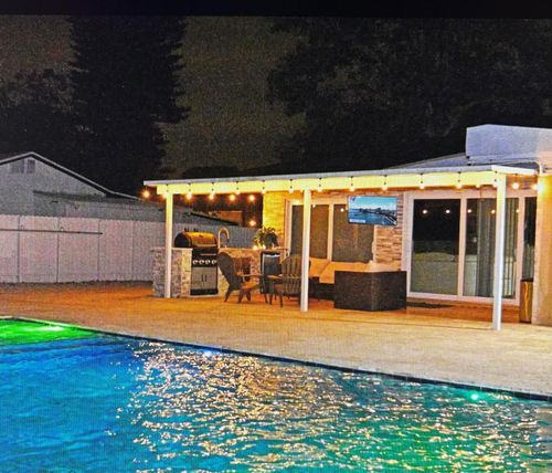 124 Davis Rd, Palm Springs, FL, 33461-1901 | Card Image