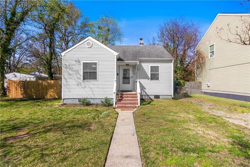 6369 Devonshire Rd, Norfolk, VA, 23513-3246 | Card Image