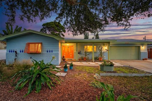 6900 22nd Way S, St Petersburg, FL, 33712-5832 | Card Image