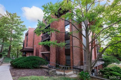 apt-301-508 Coeur De Royale Dr, Creve Coeur, MO, 63141-6939 | Card Image