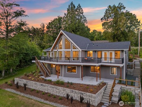 18162 Freedom Ln, Mount Vernon, WA, 98274-8288 | Card Image