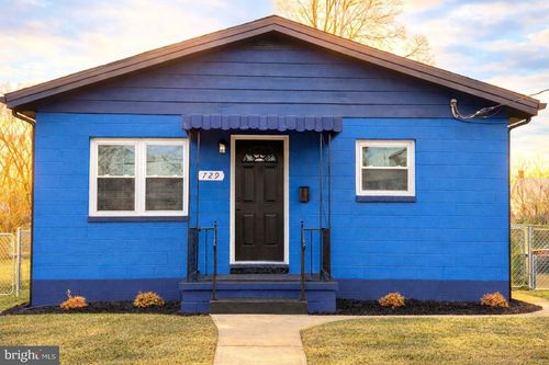 729 Faulkner Ave, MARTINSBURG, WV, 25401-2117 | Card Image