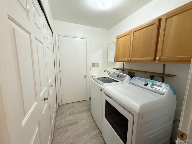 Laundry | Image 15