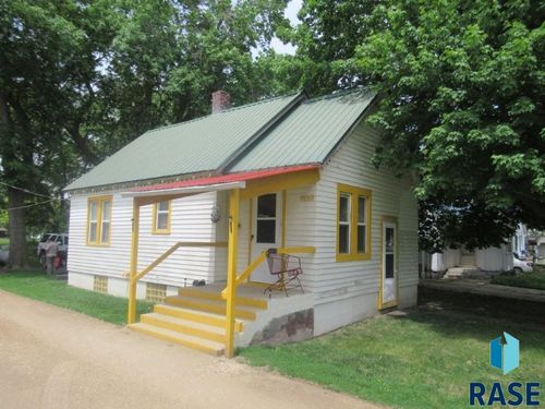11069 Bird Ave Avenue, Leota, MN, 56153 | Card Image