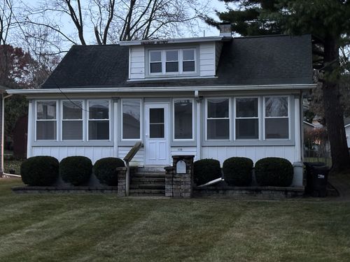 309 N River Rd, Fox River Grove, IL, 60021-1025 | Card Image
