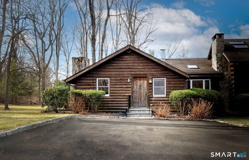 1 Long Wall Rd, Redding, CT, 06896-2400 | Card Image