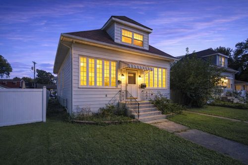 3241 Rose St, Franklin Park, IL, 60131-2144 | Card Image