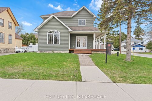 66 King St, Delta, ON, K0E1G0 | Card Image