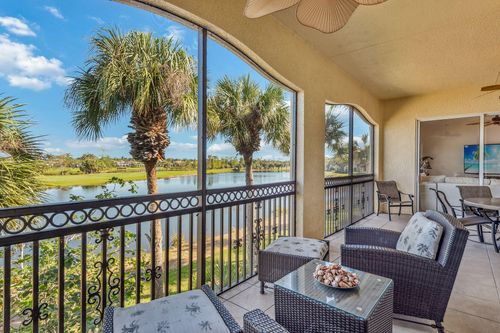 204-3725 Montreux Ln, NAPLES, FL, 34114-6476 | Card Image
