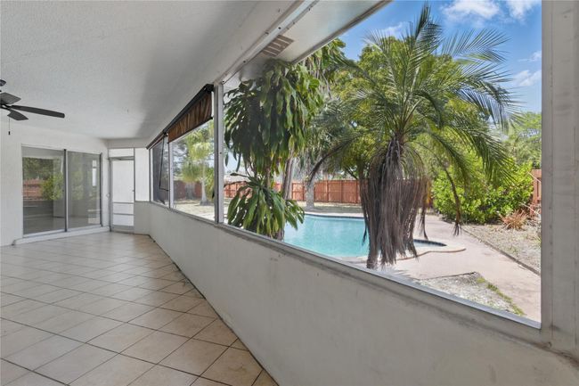 7965 Nw 9 Th St, House other with 3 bedrooms, 2 bathrooms and null parking in Margate FL | Image 26