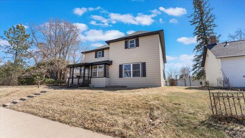 415 2nd St Nw, Aitkin, MN, 56431-1247 | Card Image