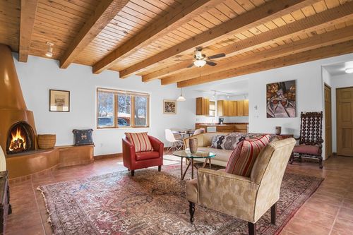 h-512 Acoma St, Taos, NM, 87571-5352 | Card Image