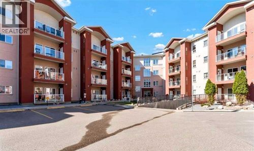 217-2800 13 Ave Se, Medicine Hat, AB, T1A3P9 | Card Image