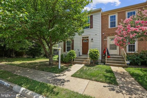 7403 Houndsbury Ct, ALEXANDRIA, VA, 22315-3845 | Card Image