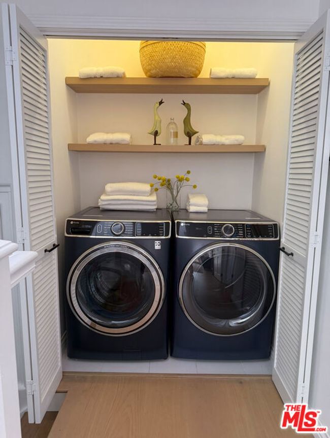 APT-11 - 4414 Moorpark Way, Townhouse with 2 bedrooms, 3 bathrooms and null parking in Toluca Lake CA | Image 40