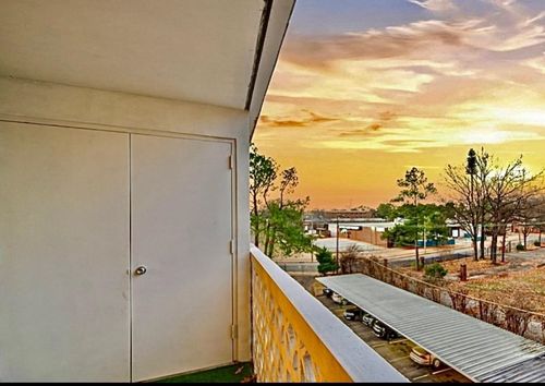 apt-404-3080 Walnut Grove Rd, Memphis, TN, 38111-3521 | Card Image