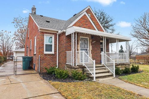 1055 Chandler Ave, Lincoln Park, MI, 48146-2074 | Card Image