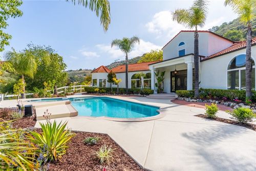 44240 La Cruz, Temecula, CA, 92590 | Card Image