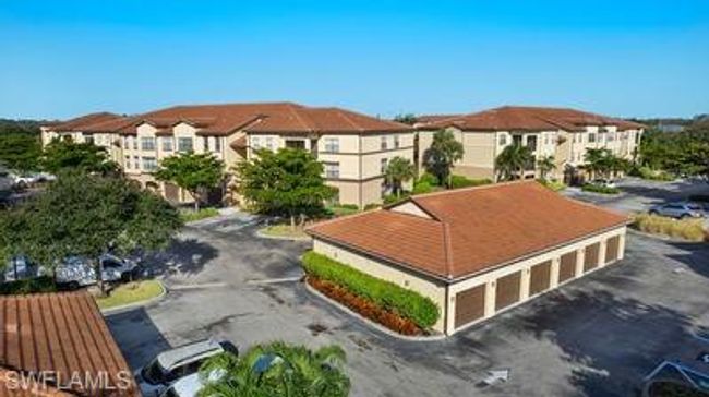 Bird's eye view with a residential view | Image 29