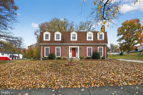 16504 Village Dr W, UPPER MARLBORO, MD, 20772-3247 | Card Image