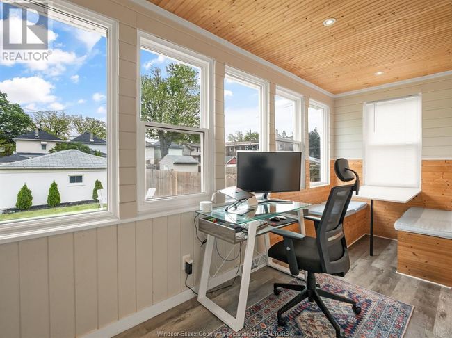 1454 Moy Ave, House other with 5 bedrooms, 2 bathrooms and null parking in Windsor ON | Image 16