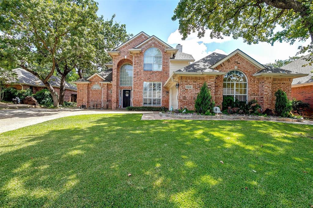 Blue Forest Dr, Arlington, TX 76001