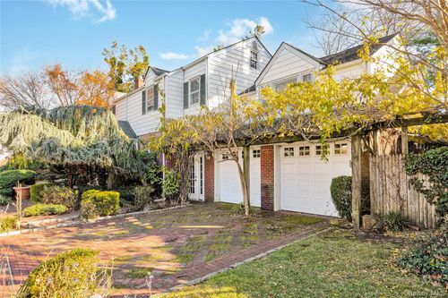 164 Waverly Ave, East Rockaway, NY, 11518-1613 | Card Image