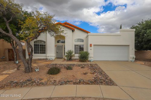 152 N Fenceline Dr, Tucson, AZ, 85748-3724 | Card Image