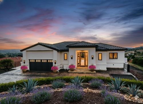 421 Bear Creek Cir, Napa, CA, 94558-1570 | Card Image