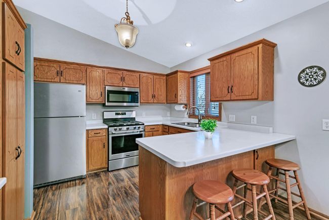 Eat-in kitchen | Image 6