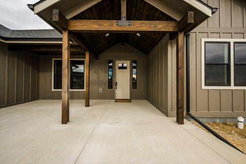 2645 Morrison Ranch Rd, Sheridan, WY, 82801-6717 | Card Image