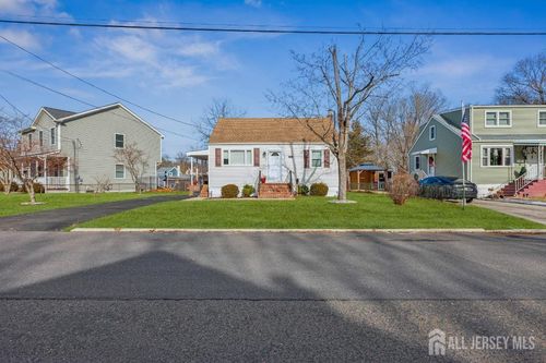 21 Bruning Ln, Spotswood, NJ, 08884-1801 | Card Image