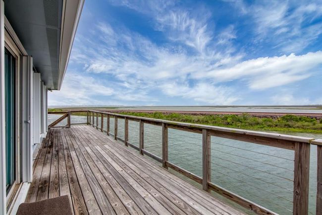 354 Ling Street, House other with 3 bedrooms, 3 bathrooms and 1 parking in Bayou Vista TX | Image 14