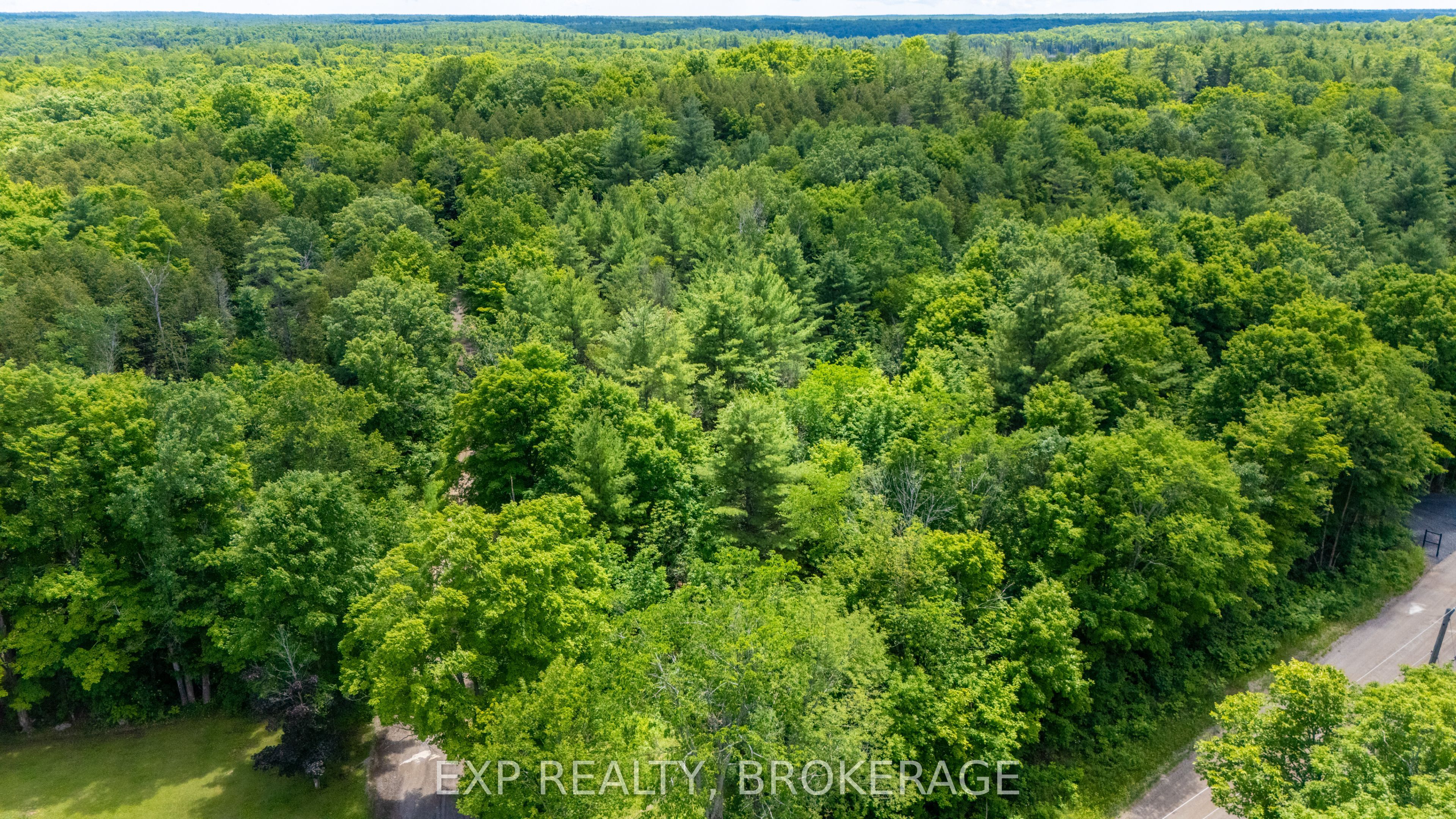 Residential in Frontenac 2